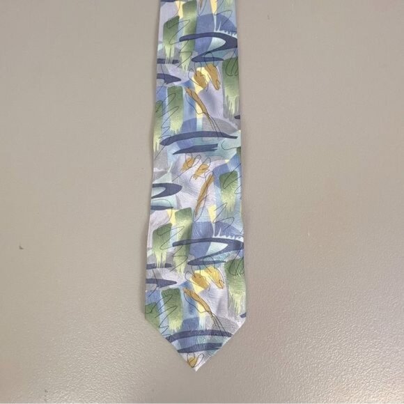 J GARCIA MENS SILK TIE LIGHT BLUE WITH DESIGN - Picture 1 of 3